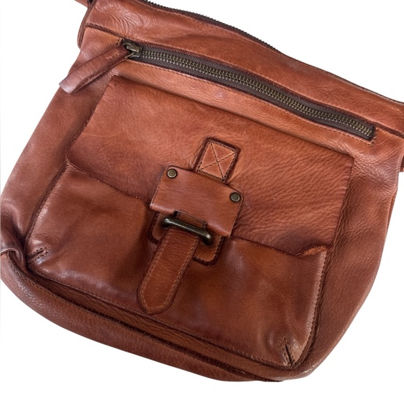 Harbour 2nd Leather Crossbody Bag Satchel Brown Adjustable strap 10.5”x9”x2” - Picture 3 of 9